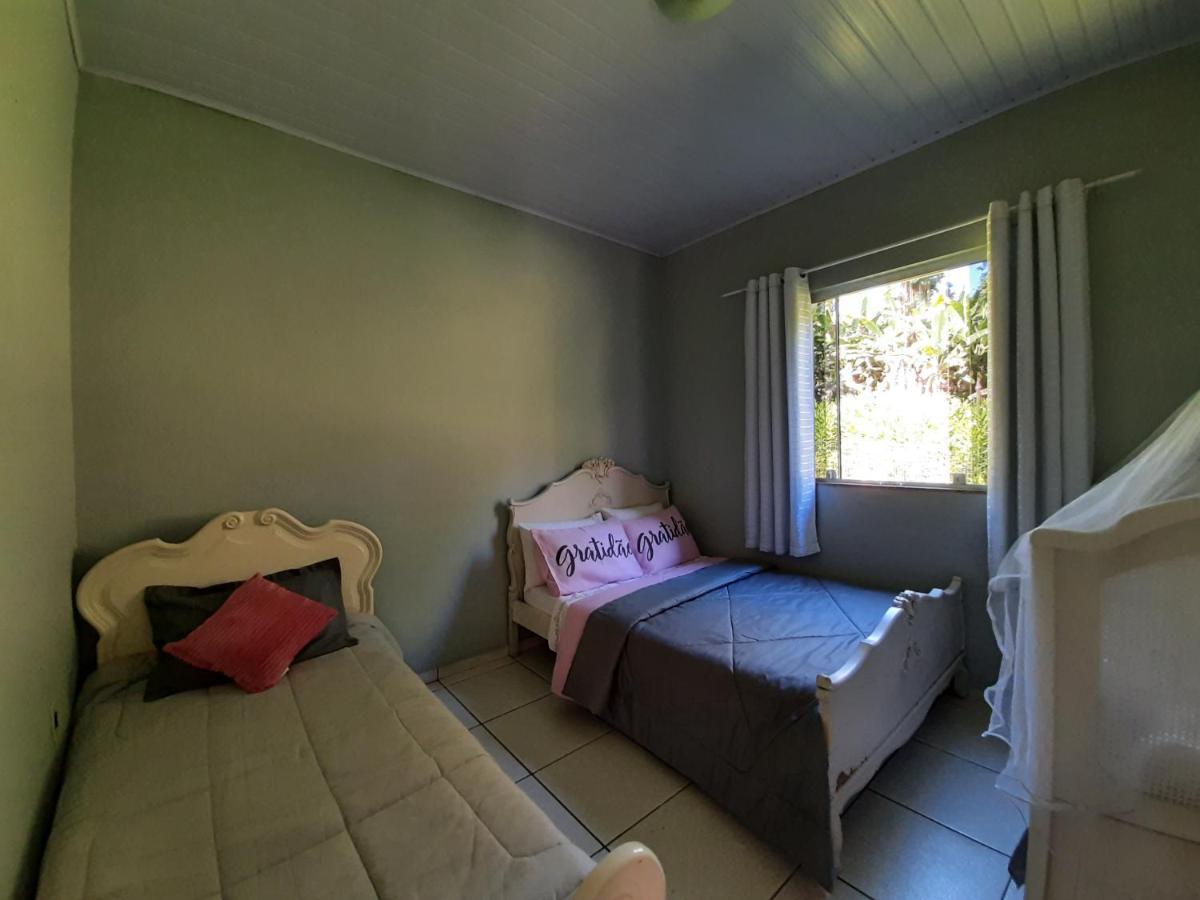 Casa Rosa Lumiar, Cachoeira Particular E Fazendinha Bagian luar foto