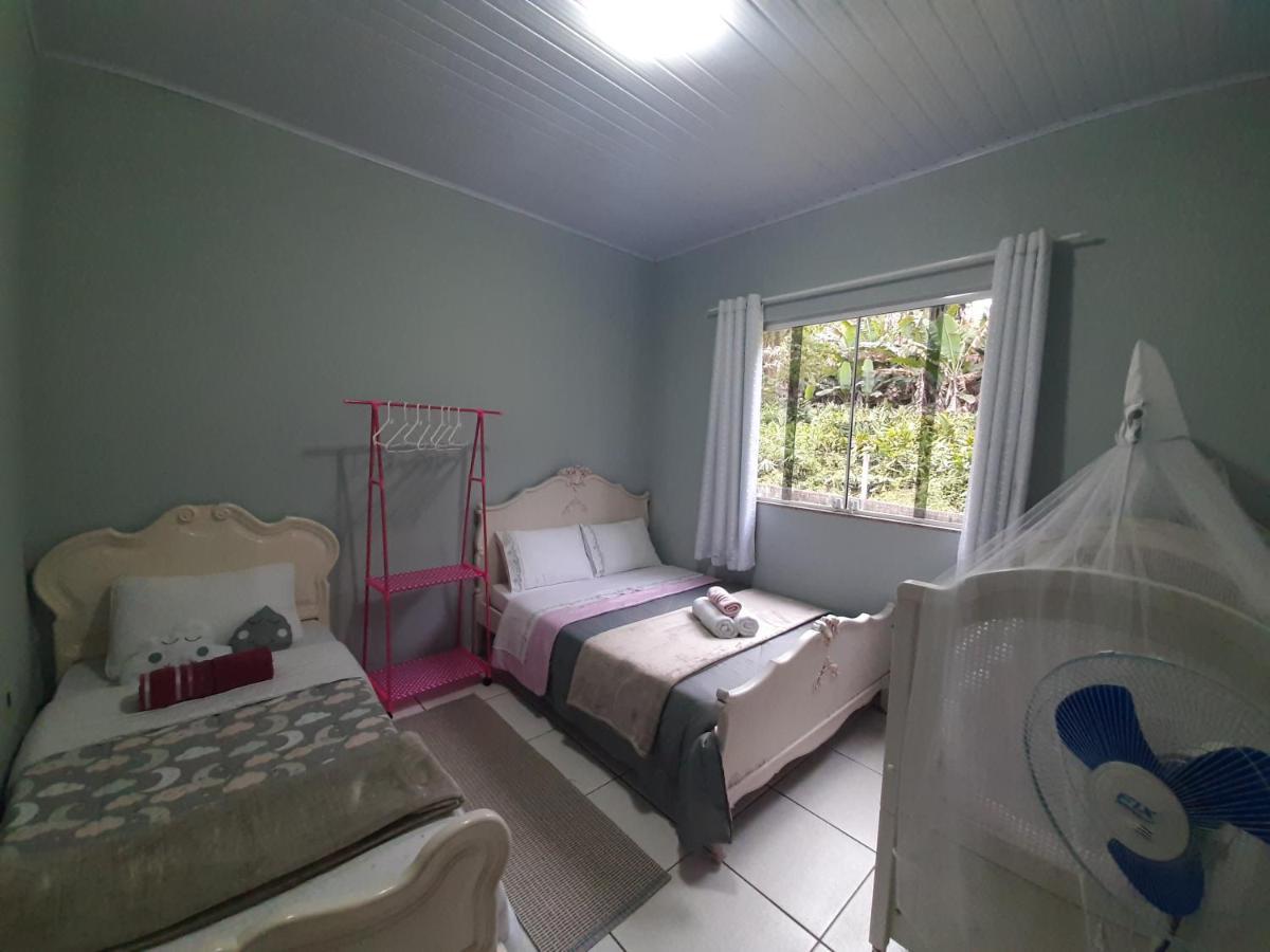 Casa Rosa Lumiar, Cachoeira Particular E Fazendinha Bagian luar foto