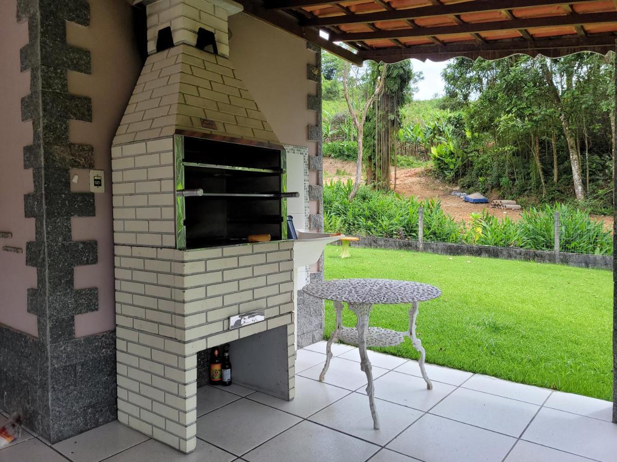 Casa Rosa Lumiar, Cachoeira Particular E Fazendinha Bagian luar foto